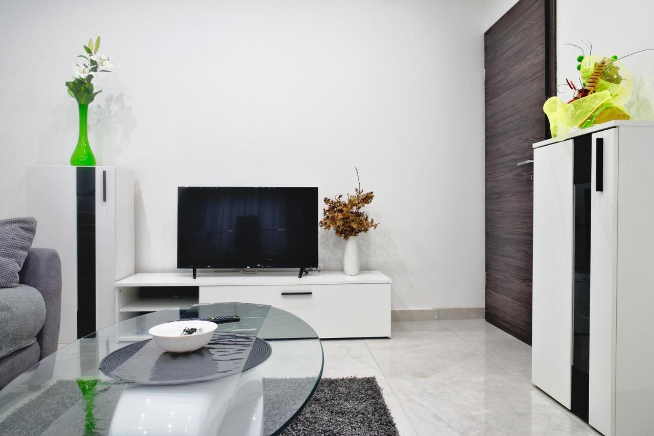 Apartment Omerka Rijeka Buitenkant foto
